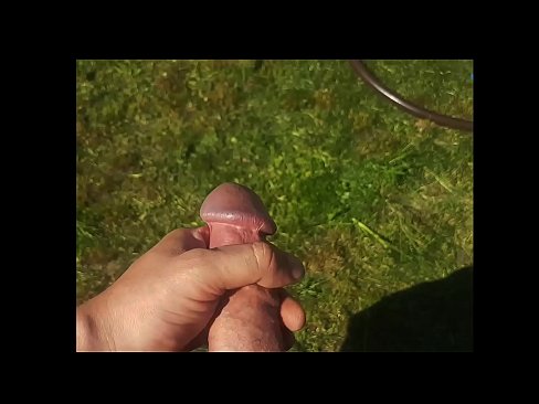 ❤️ Hottie beroa bere pussy arrosa izorratu egiten du eta udako lorategi batean squirt batekin esperma egiten du ❌ Porno %eu.sexflashgame.ruan ☑