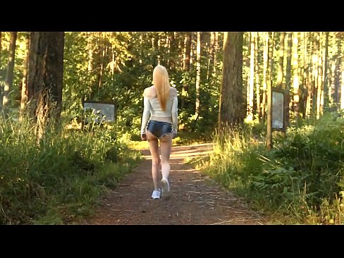 ❤️ Emakume ederra poliki mugitzen da, ez biluzik bideoa ❌ Porno %eu.sexflashgame.ruan ☑